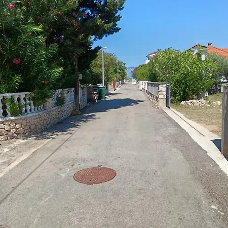 شقة Blue Mare نين