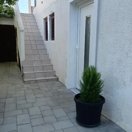 Blue Mare アパート *